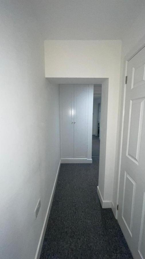 2 Bed Room Luxury Apartment In Old Kent Road Londres Extérieur photo