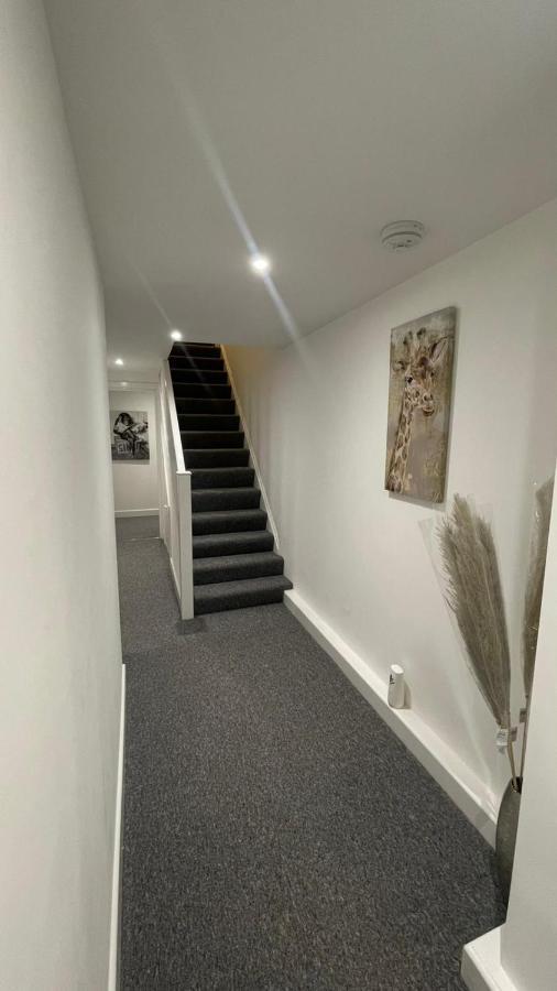 2 Bed Room Luxury Apartment In Old Kent Road Londres Extérieur photo