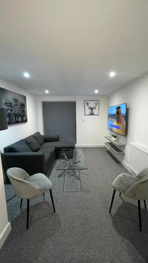 2 Bed Room Luxury Apartment In Old Kent Road Londres Extérieur photo
